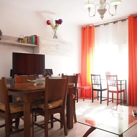 Practico Apartamento A 5 Minutos De La Playa.