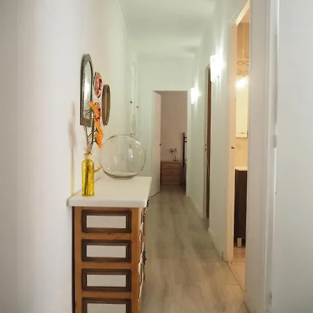 Practico Apartamento A 5 Minutos De La Playa. Apartmán Pineda de Mar