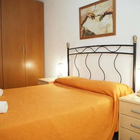 Practico Apartamento A 5 Minutos De La Playa. * Pineda de Mar